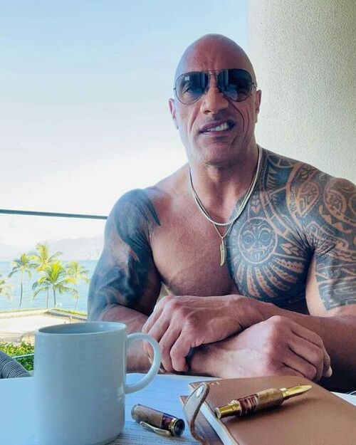 Ảnh The Rock meme không thể nhịn cười