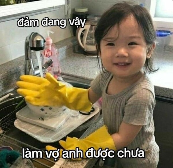 Ảnh meme em bé cười